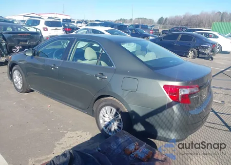 2013 Toyota Camry L/Se/Le/Xle z USA, uszkodzony, nr VIN 4T1BF1FK5DU713427